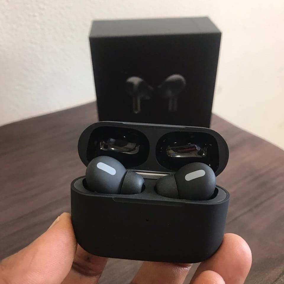 AirPods 3 with MagSafe case