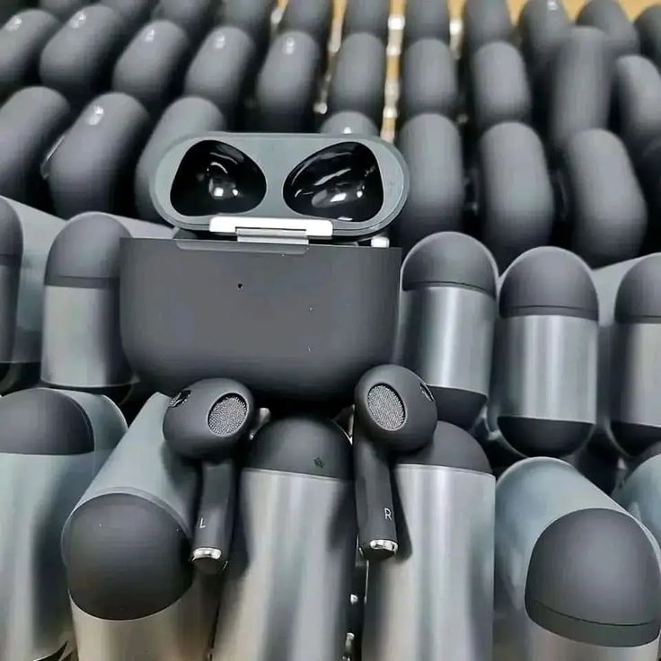 Warehouse inventory Apple audio