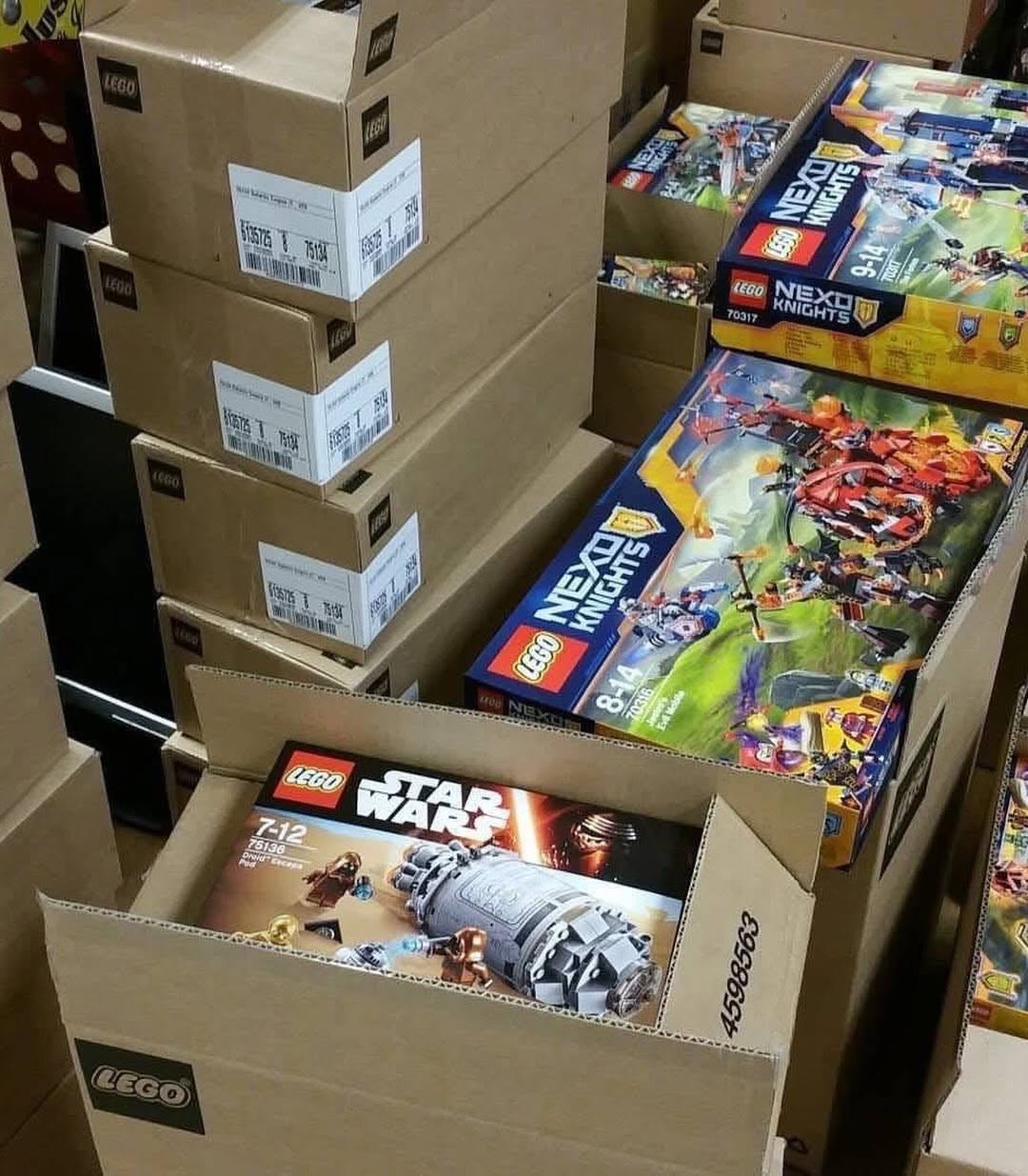 How to make money reselling liquidation pallets