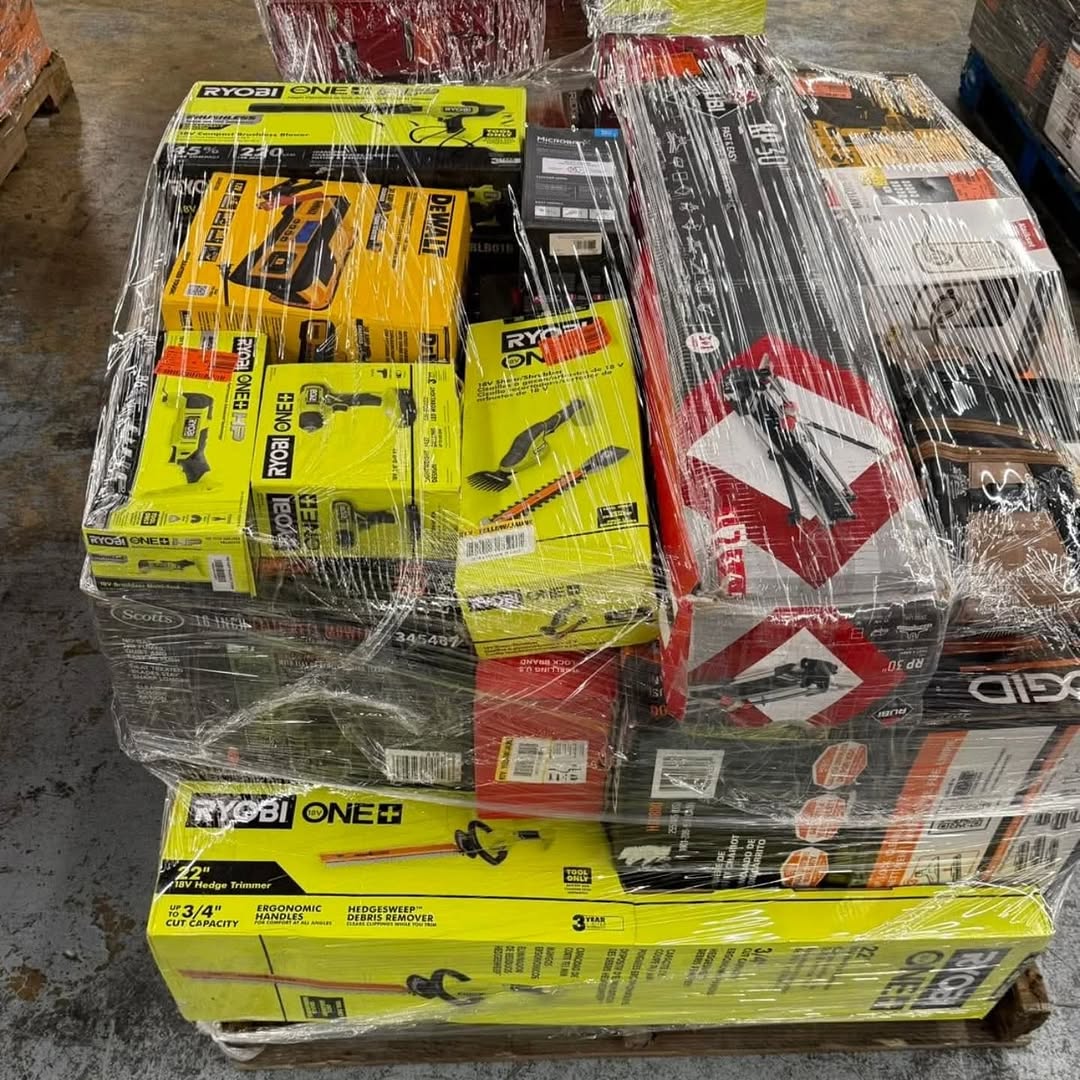 DeWalt and Ryobi tools