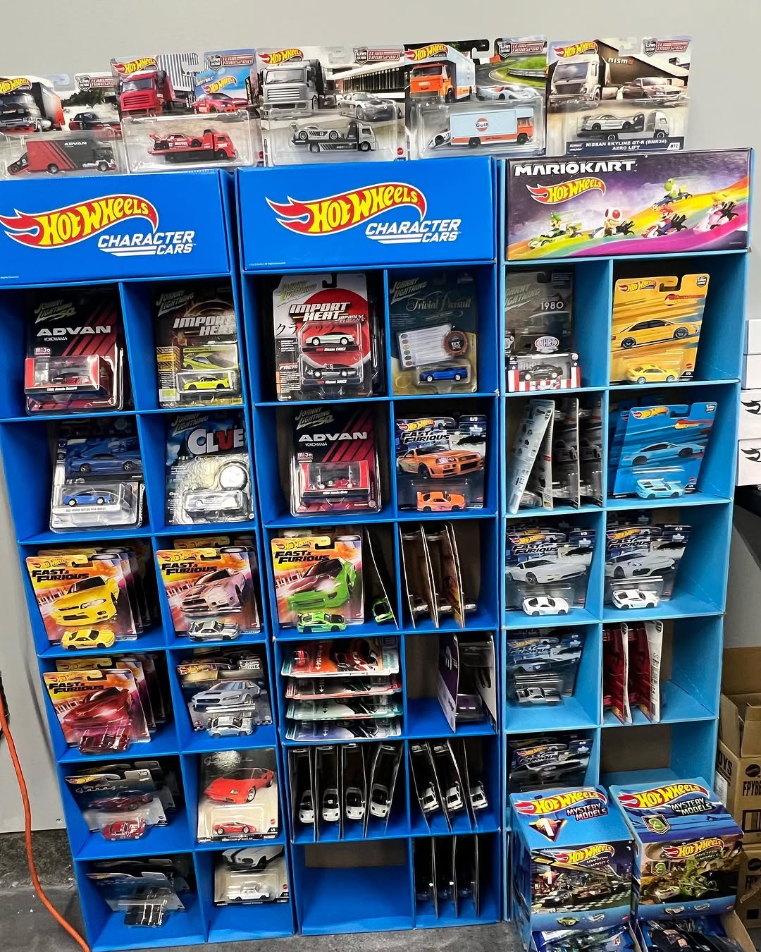 Hot Wheels Pallets