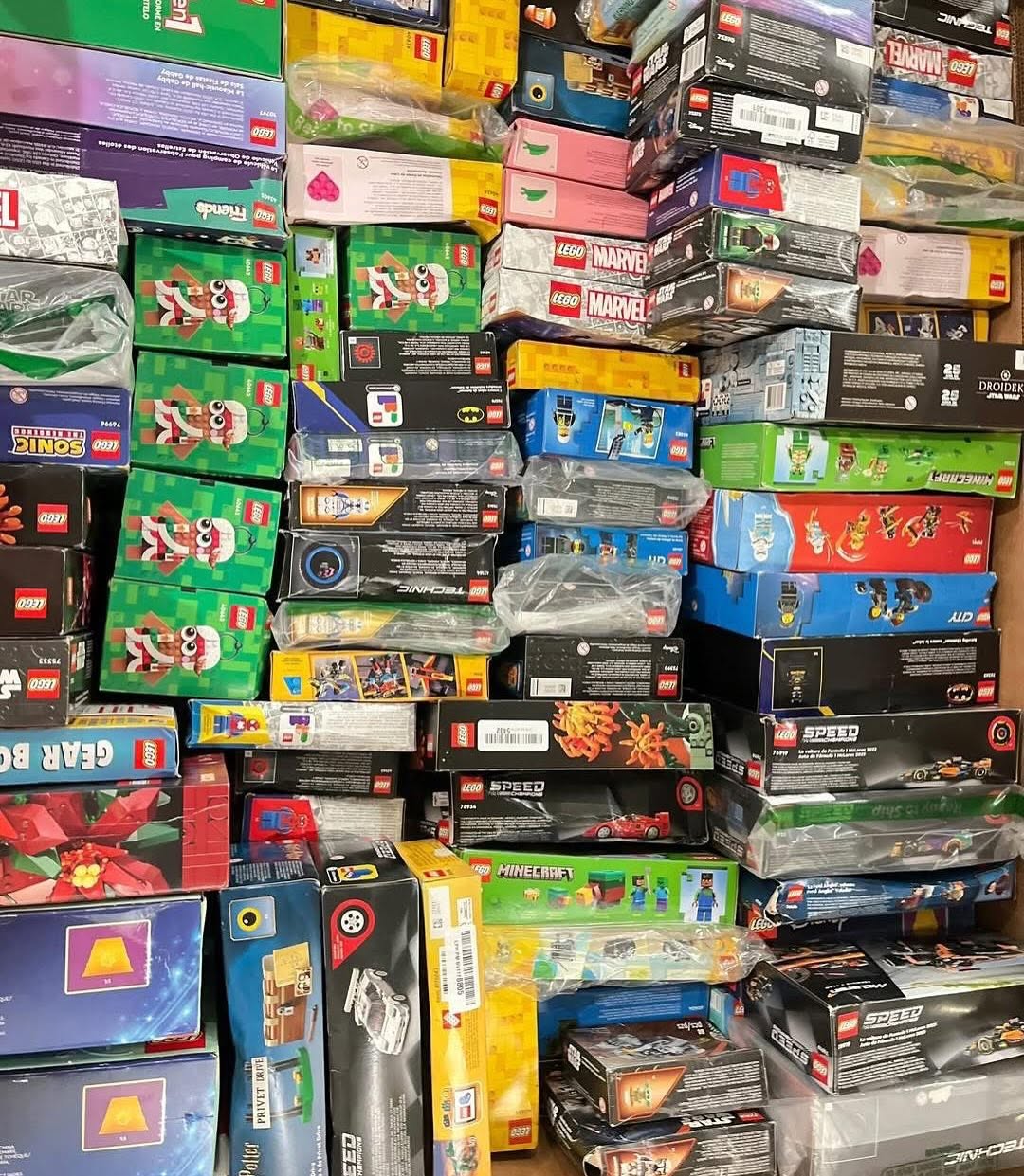 LEGO Star Wars and Technic sets