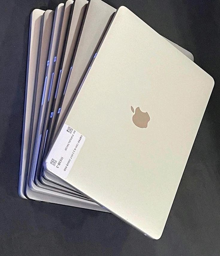 MacBook Pallets