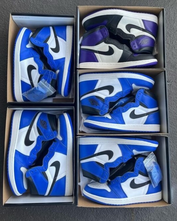 Nike sneakers pallet