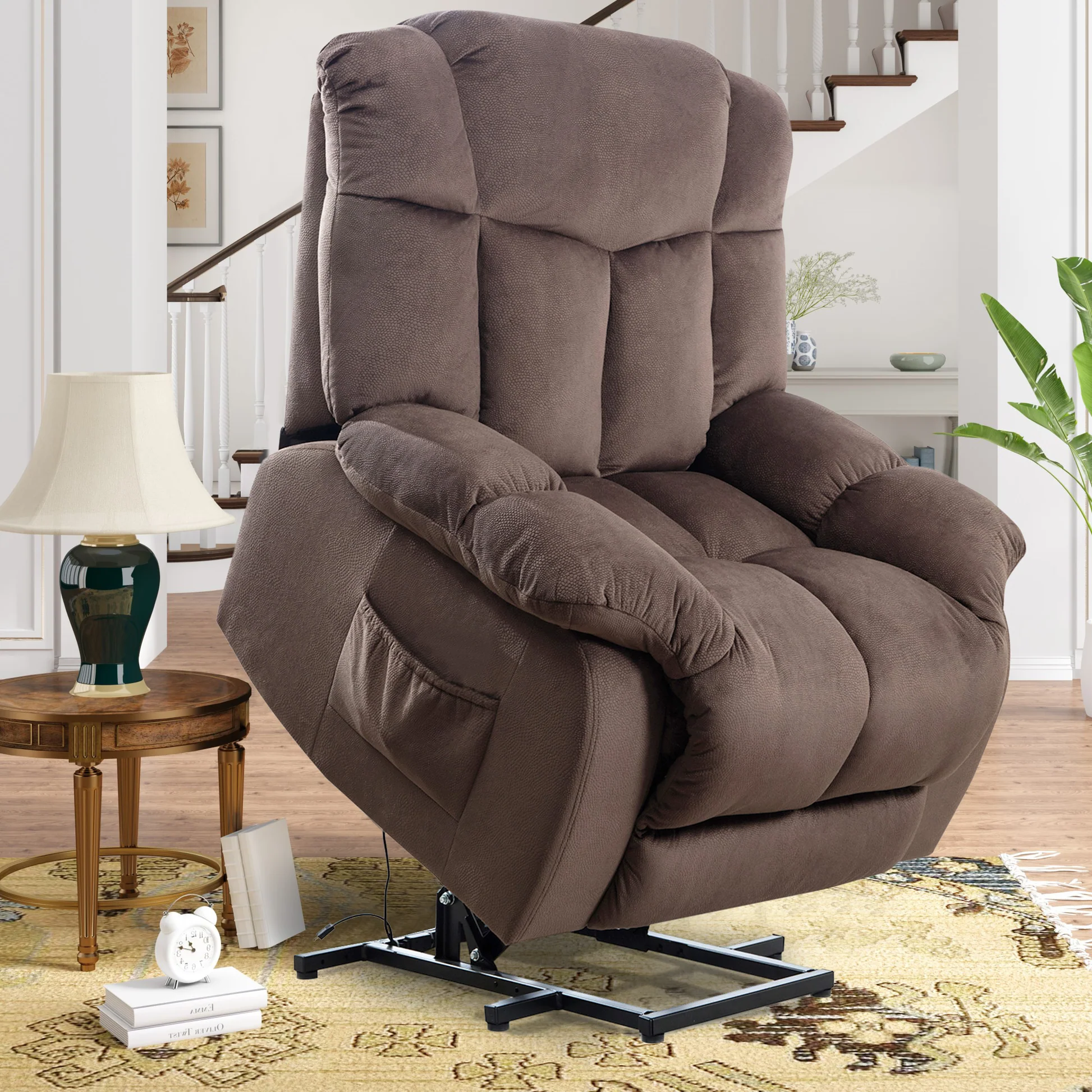 Oversized design for big and tall users - 38.2 inches