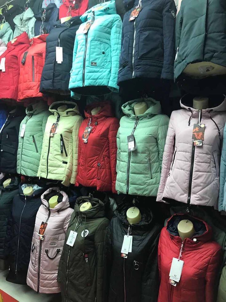 Puffer jackets and parkas